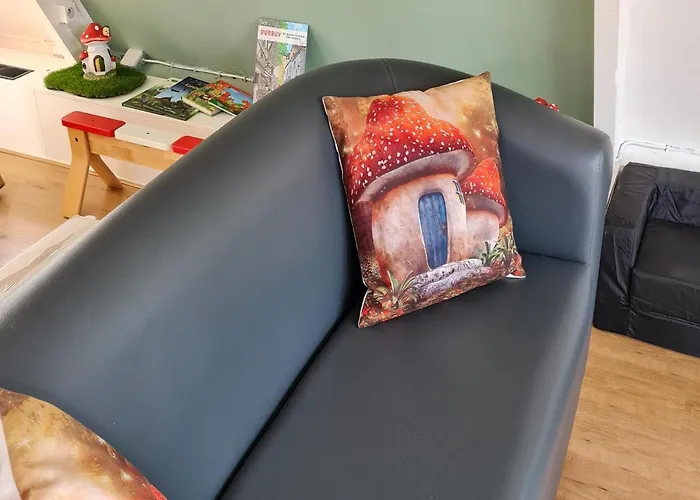 Quiet Family In Durbuy Hills Шале